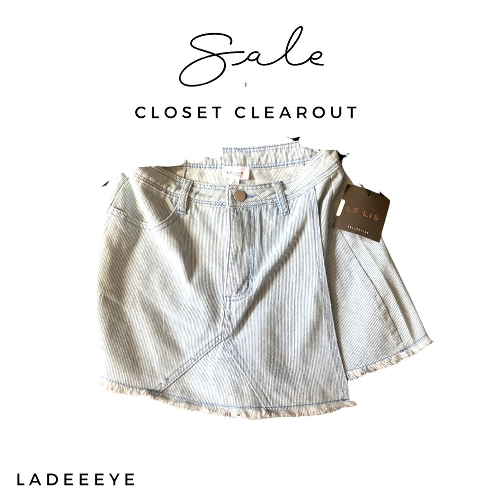 LE LIS NWT DENIM SKORT